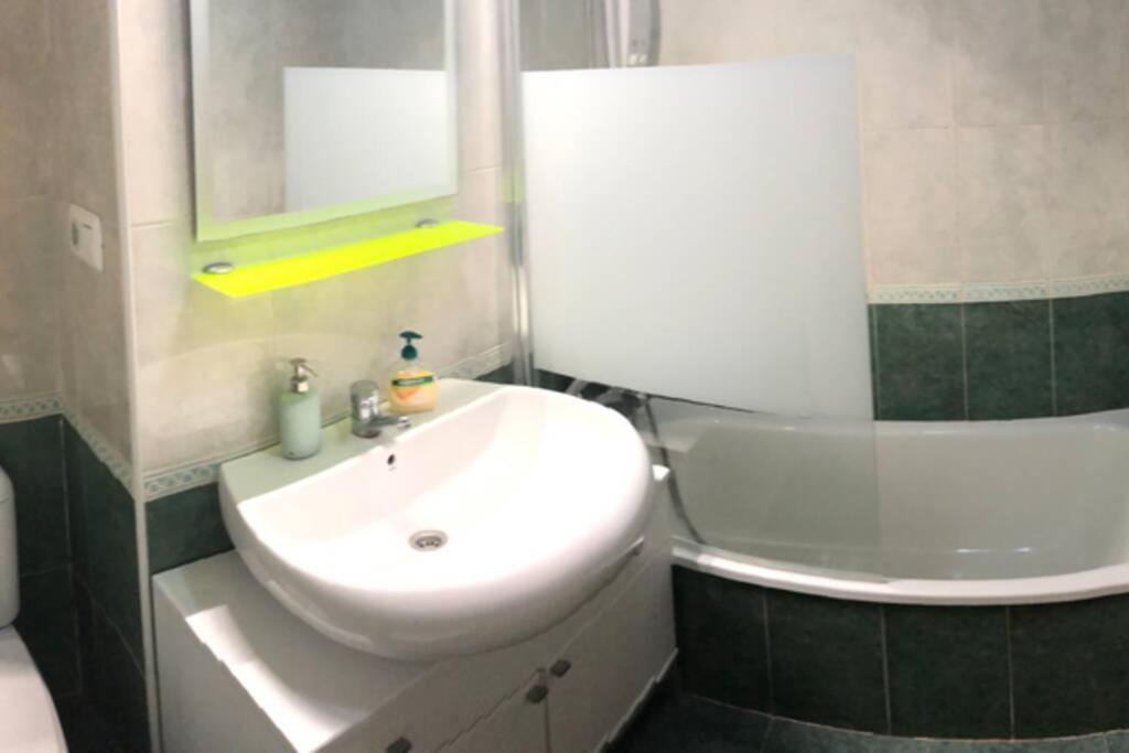 Beautiful Apartment With Swimming Pool And Beach Αλικάντε Εξωτερικό φωτογραφία