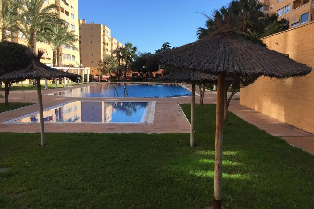 Beautiful Apartment With Swimming Pool And Beach Αλικάντε Εξωτερικό φωτογραφία